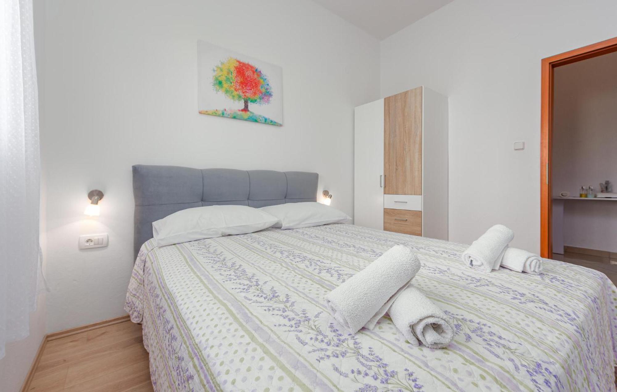 Beautiful Apartment In Maslenica With Kitchen Exteriér fotografie