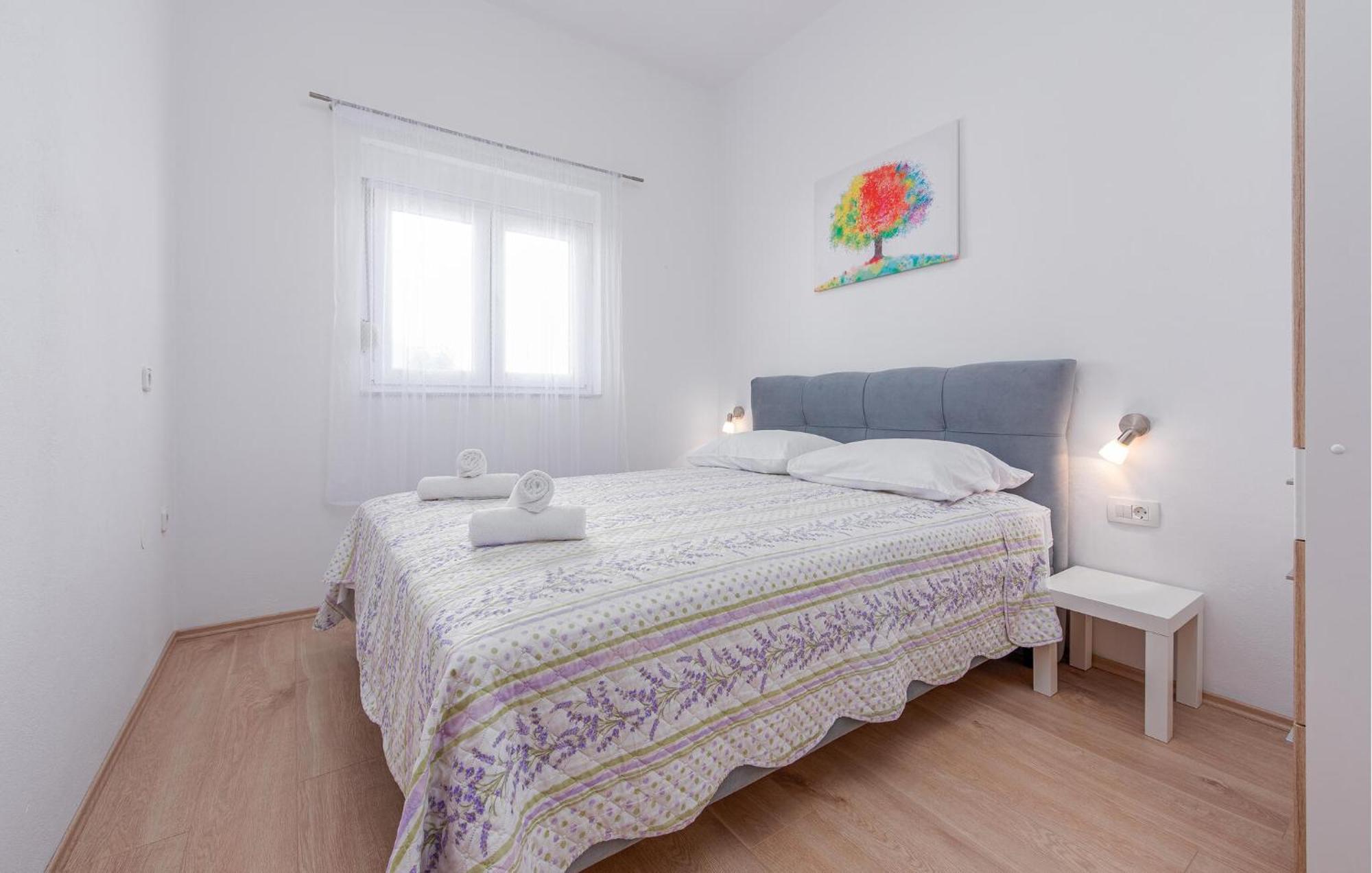 Beautiful Apartment In Maslenica With Kitchen Exteriér fotografie