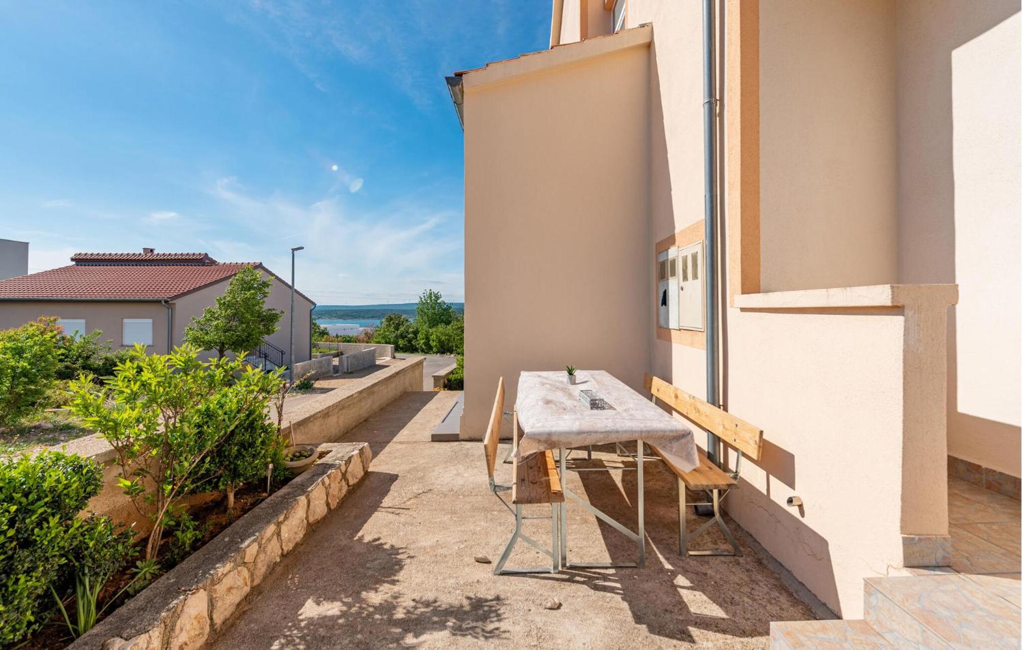 Beautiful Apartment In Maslenica With Kitchen Exteriér fotografie